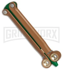 BaliYo By Spyderco Butterfly Pen Flipper Green/Brown -Best Knifes Shop BaliYo by Spyderco Butterfly Pen Fisher Space Pen Green Brown USA Made BHQ 71877 er spine large