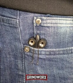 BaliYo By Spyderco Butterfly Pen Flipper Green/Brown -Best Knifes Shop BaliYo by Spyderco Pen Butterfly Flipper Black BHQ 4501 kp in pocket web large 3