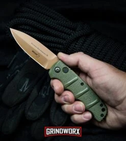 Boker Kalashnikov Desert Warrior Dagger Automatic Knife - Copper Plain -Best Knifes Shop Boker Desert Warrior Kalashnikov Dagger Automatic Knife OD Green Copper BHQ30436 kp rope in hand web large