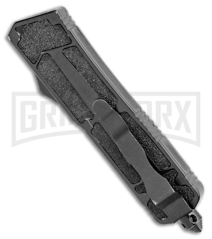 Rumble Black D/A OTF Automatic Knife W/ Fuller - Two-Tone Plain 5 Rumble Black D/A OTF Automatic Knife W/ Fuller - Two-Tone Plain - Image 3